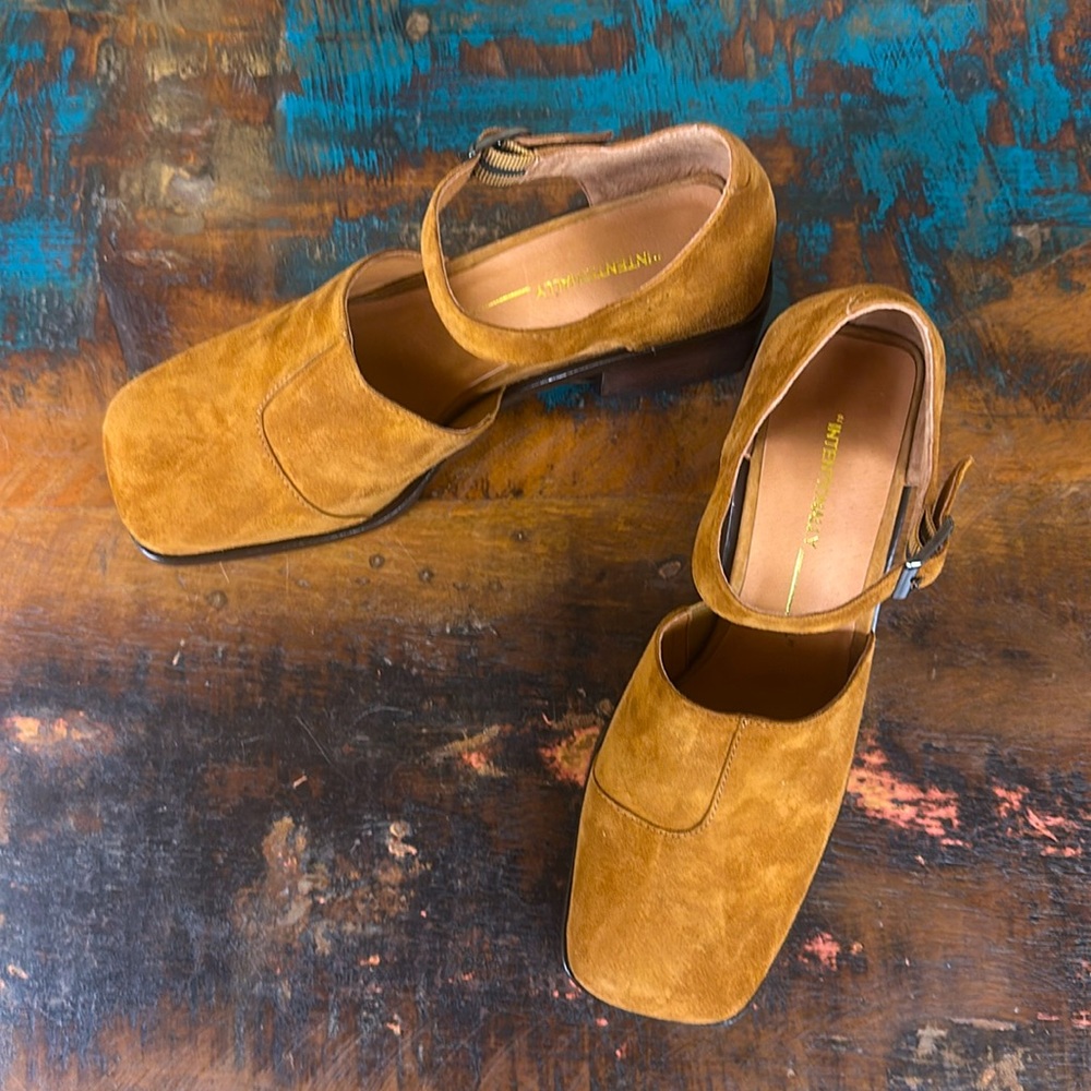 Trendy “Marty Shoes” by INTENTIONALLY BLANK. New in box. - Picture 1 of 8